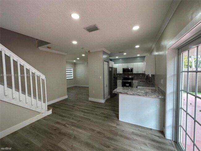 Building Photo - 3 br, 3 bath House - 14259 SW 133rd Ct