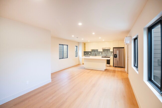 Foto del edificio - 4541 1/2 Melbourne Ave