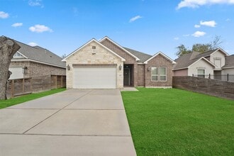 Building Photo - 4509 Rosemont St