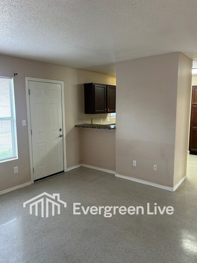 Foto del edificio - 50 Callan Ct