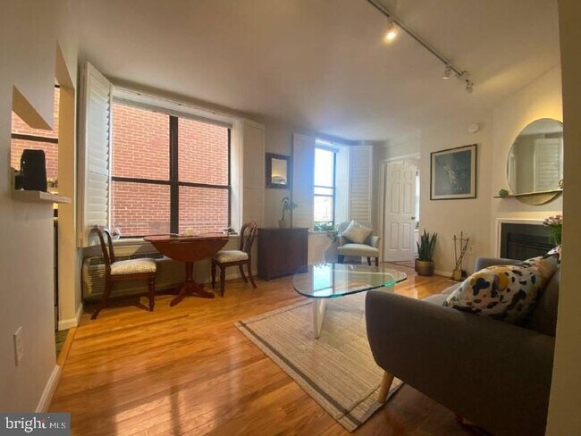 Foto del edificio - 2145 California St NW