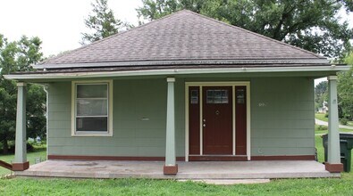 Building Photo - 1229 Spruce St