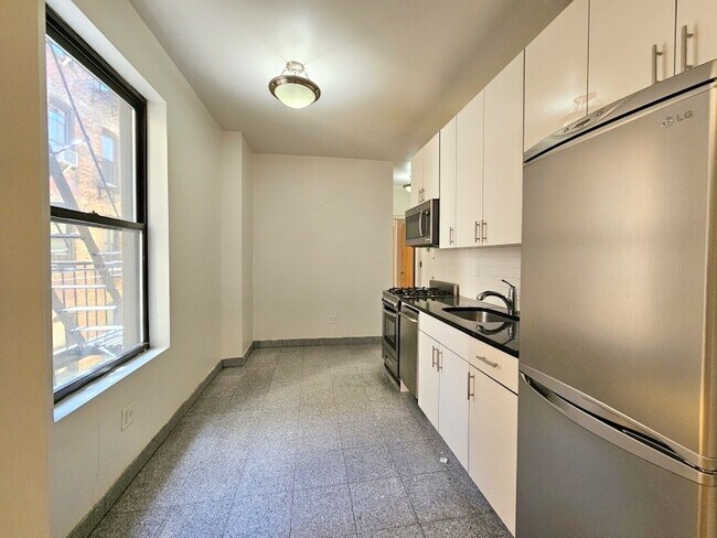 Foto del edificio - 652 W 163rd St
