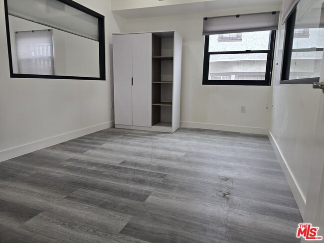Building Photo - 1245 Crenshaw Blvd