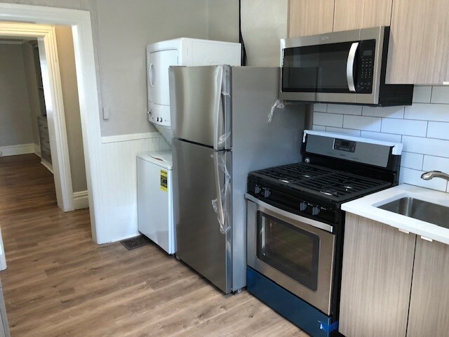 Foto del edificio - 10th and Emerson