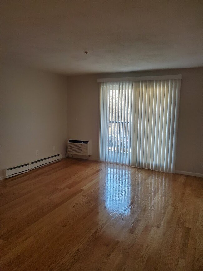 Foto del edificio - 45 Elmwood Park
