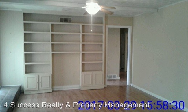 Foto del edificio - 4223 Oxbow Cv