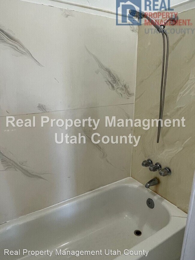 Building Photo - 1 br, 1 bath House - 347 S 100 E