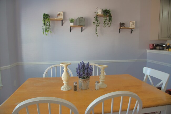 Building Photo - 912 Kennesaw Dr