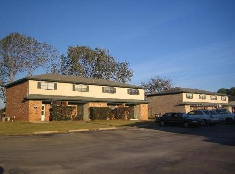 Foto principal - 405 McMillain St