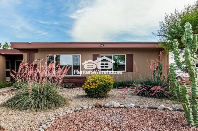 Building Photo - 10871 W Buccaneer Dr