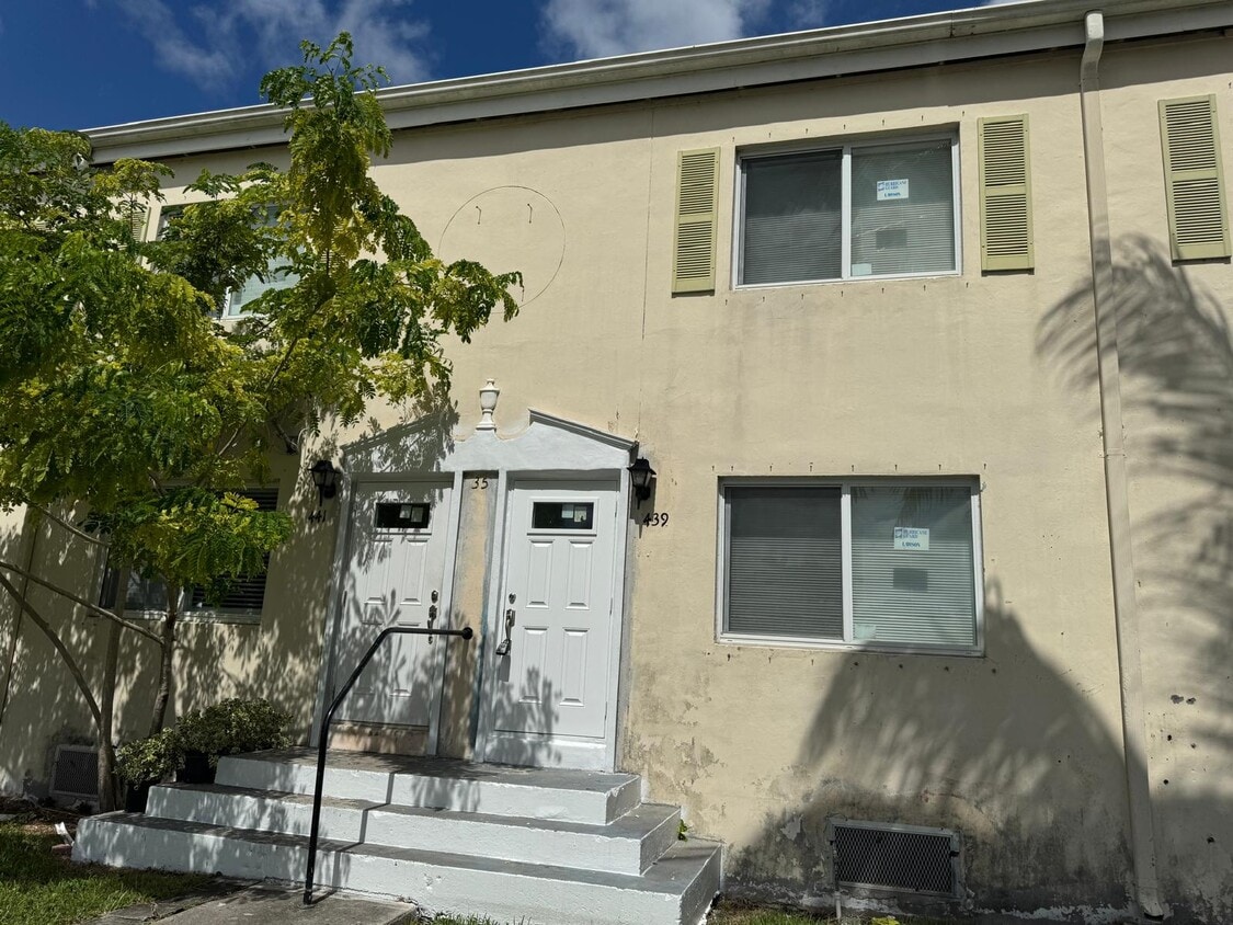 Photo - 439 NW 84th St (Miami, FL)