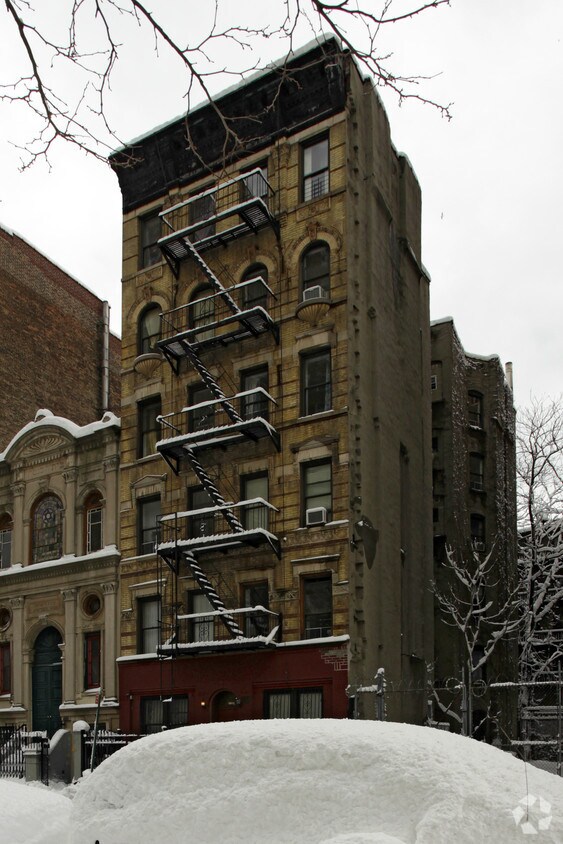 Foto del edificio - 417 E 6th St