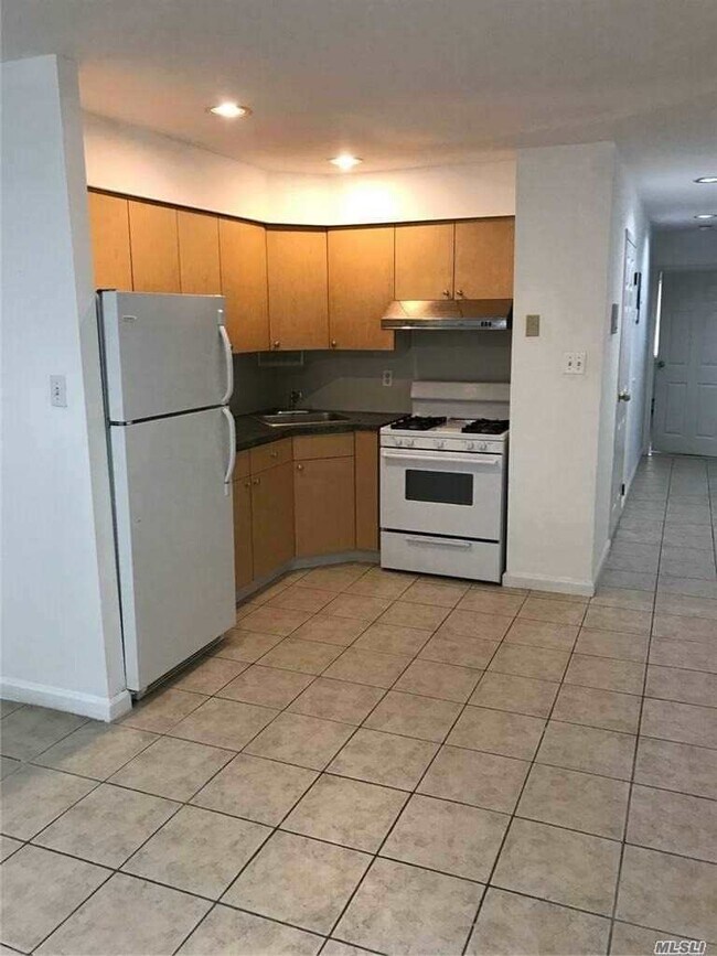 Foto del edificio - 57-24 164th St