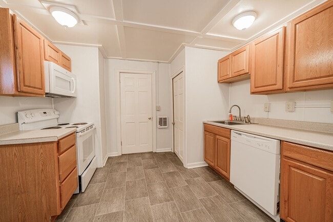 Foto del edificio - 719/721/723 Naomi St