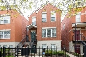 Building Photo - 1483 N Larrabee St