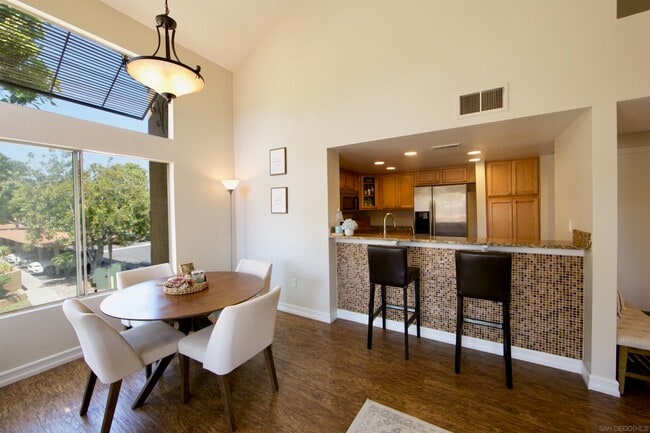 Building Photo - 15283 Maturin Dr
