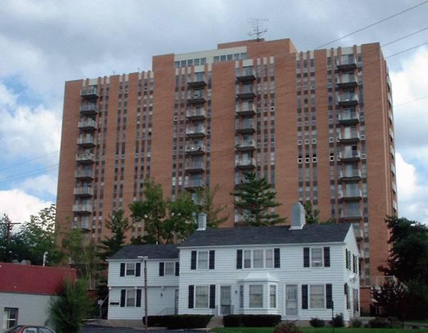 Foto del edificio - Carillon House Condominium