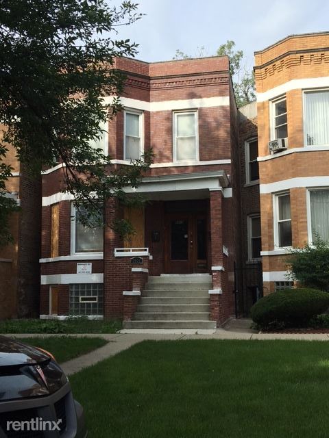 Primary Photo - 6916 S Michigan Ave