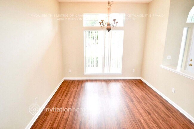 Foto del edificio - 12766 Dunns View Dr