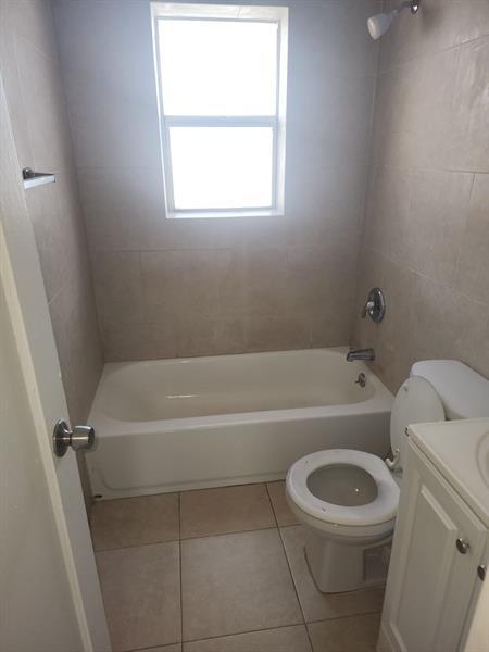 Foto del edificio - 4017 SW 22nd St