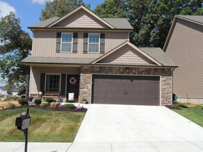 Building Photo - 2317 Madeline vine ln