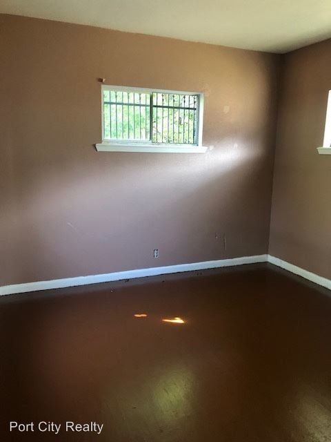 Building Photo - 2 br, 1 bath House - 3310 Midway