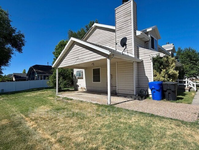 Foto del edificio - 1091 Shepard Ln