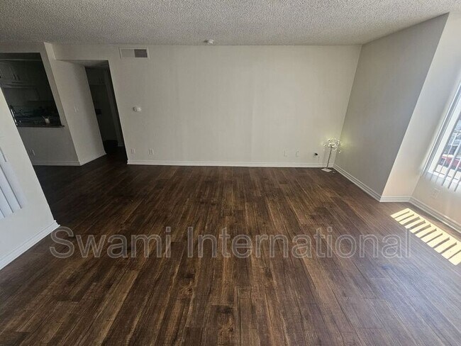 Building Photo - 926 Wilmington Blvd