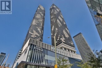 Building Photo - 138 Downes St