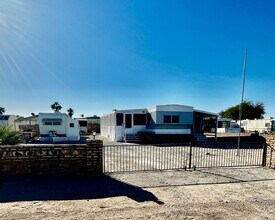 Building Photo - 13291 E 40th St