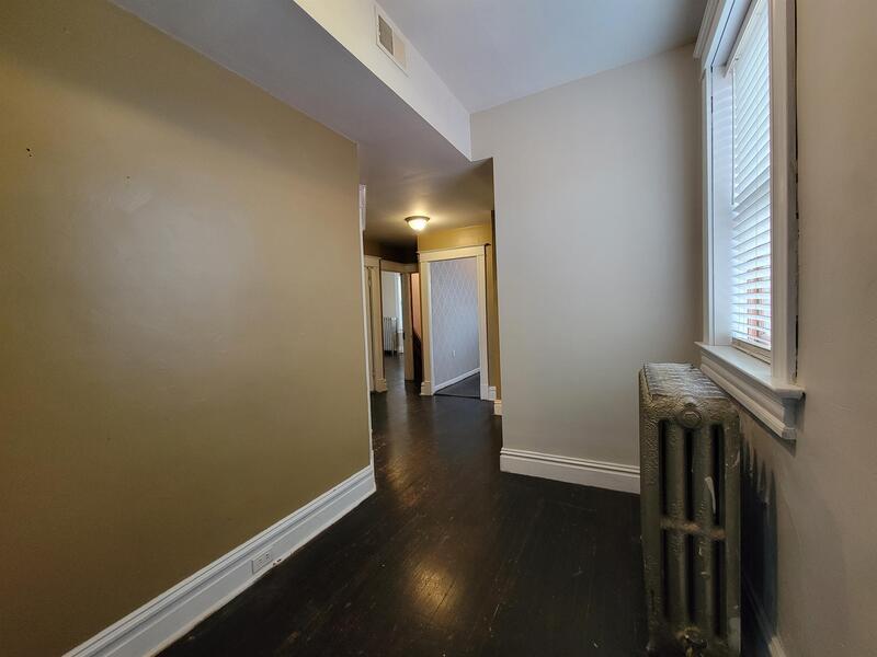 Primary Photo - 3421 Iowa Ave