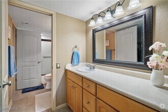 Building Photo - 1700 Pine Valley Dr
