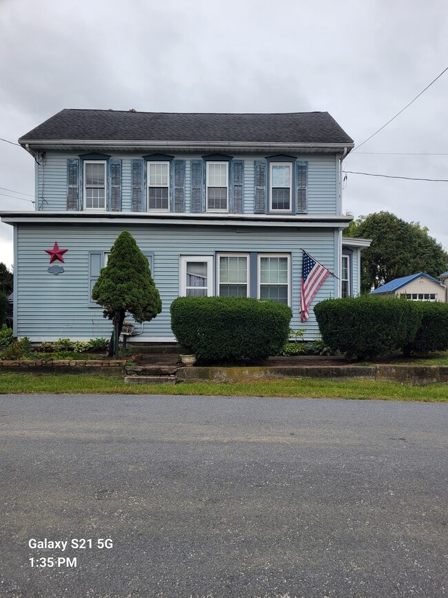 Building Photo - 3876 Lincoln St