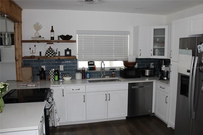 Building Photo - 210 N Glen Ave