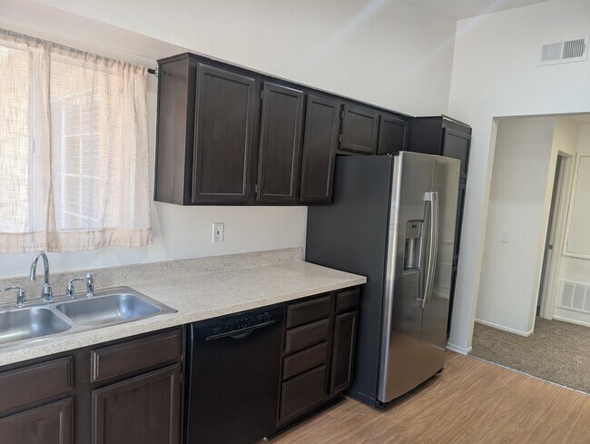 Foto del edificio - 5025 Twilight Canyon Rd