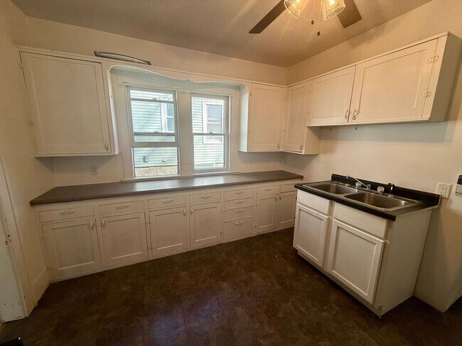 Foto del edificio - 3 Bed 1 Bath Single Family Home in Wausau