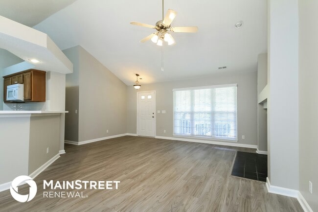 Foto del edificio - 6828 Ashmont Forest Ct
