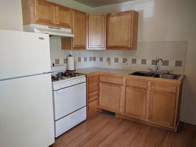 Foto del edificio - 634 Lake Michigan Dr NW