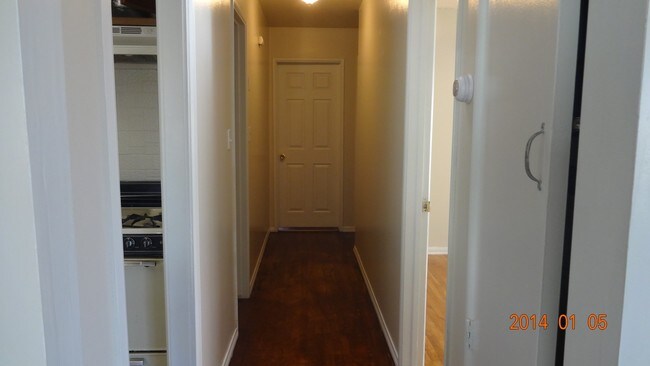 Foto del edificio - 44302 Kirkland Ave