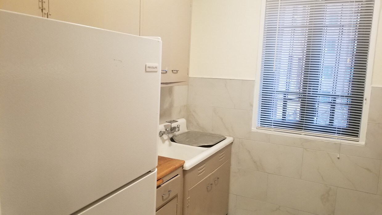 Foto principal - 1420 Parkchester Rd