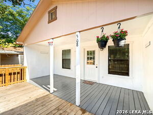 Building Photo - 508 Randall Ave