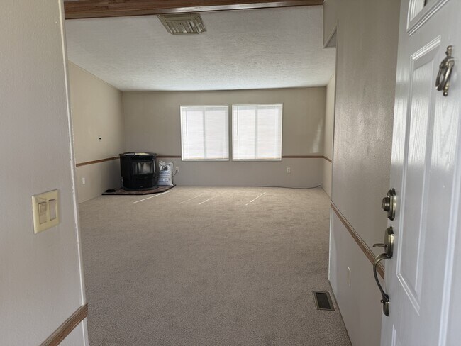 Foto del edificio - 434 Gypsum Ln