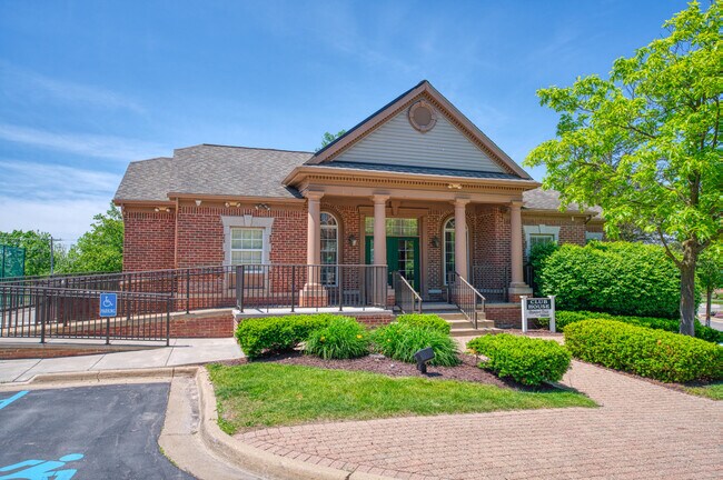 Foto del edificio - 2889 Barclay Wy