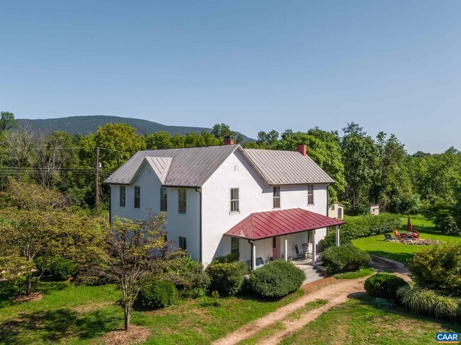 Foto del edificio - 7466 Greenwood Station Rd
