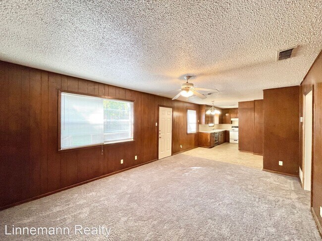Building Photo - 3 br, 2 bath House - 1907 Willowbend Drive