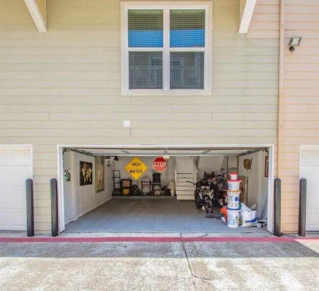 Foto del edificio - 3506 Cove View Blvd