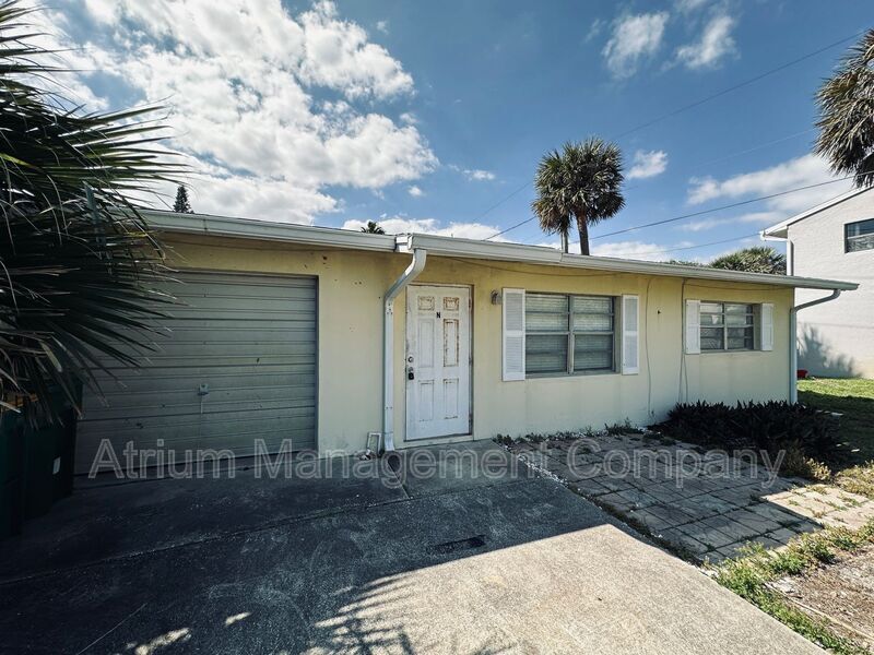 Foto principal - 1010 S Miramar Ave