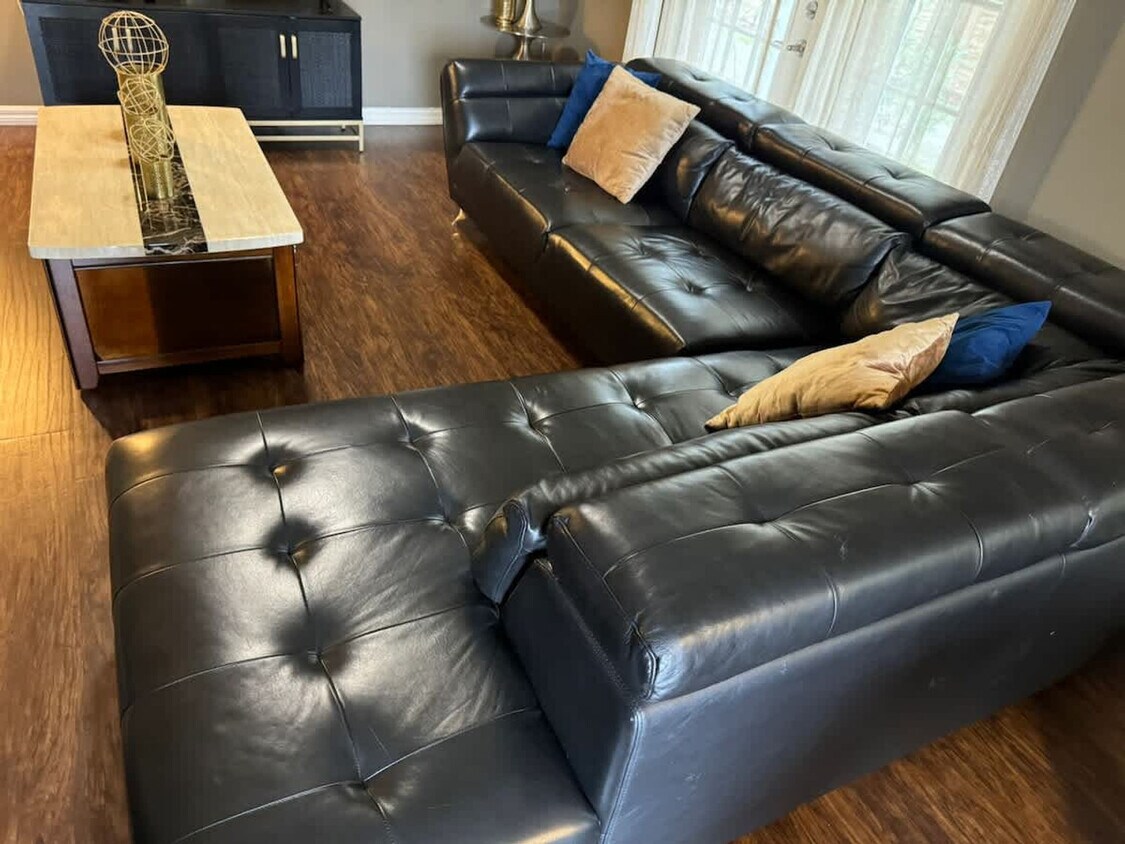 Foto principal - 8996 Silver Pl