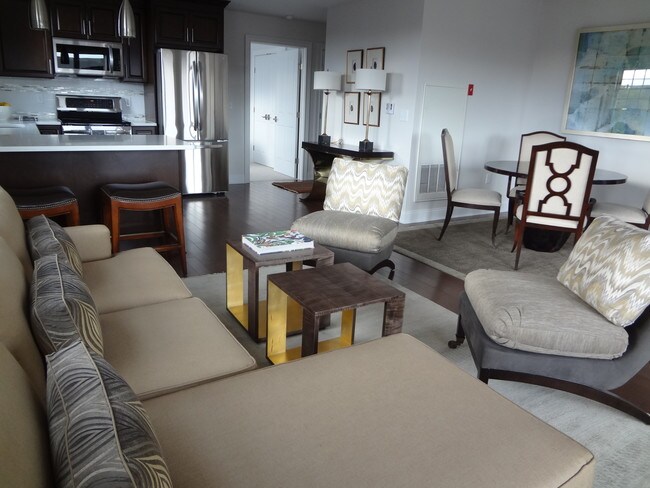 The Landmark In West Hartford Center Apartments West